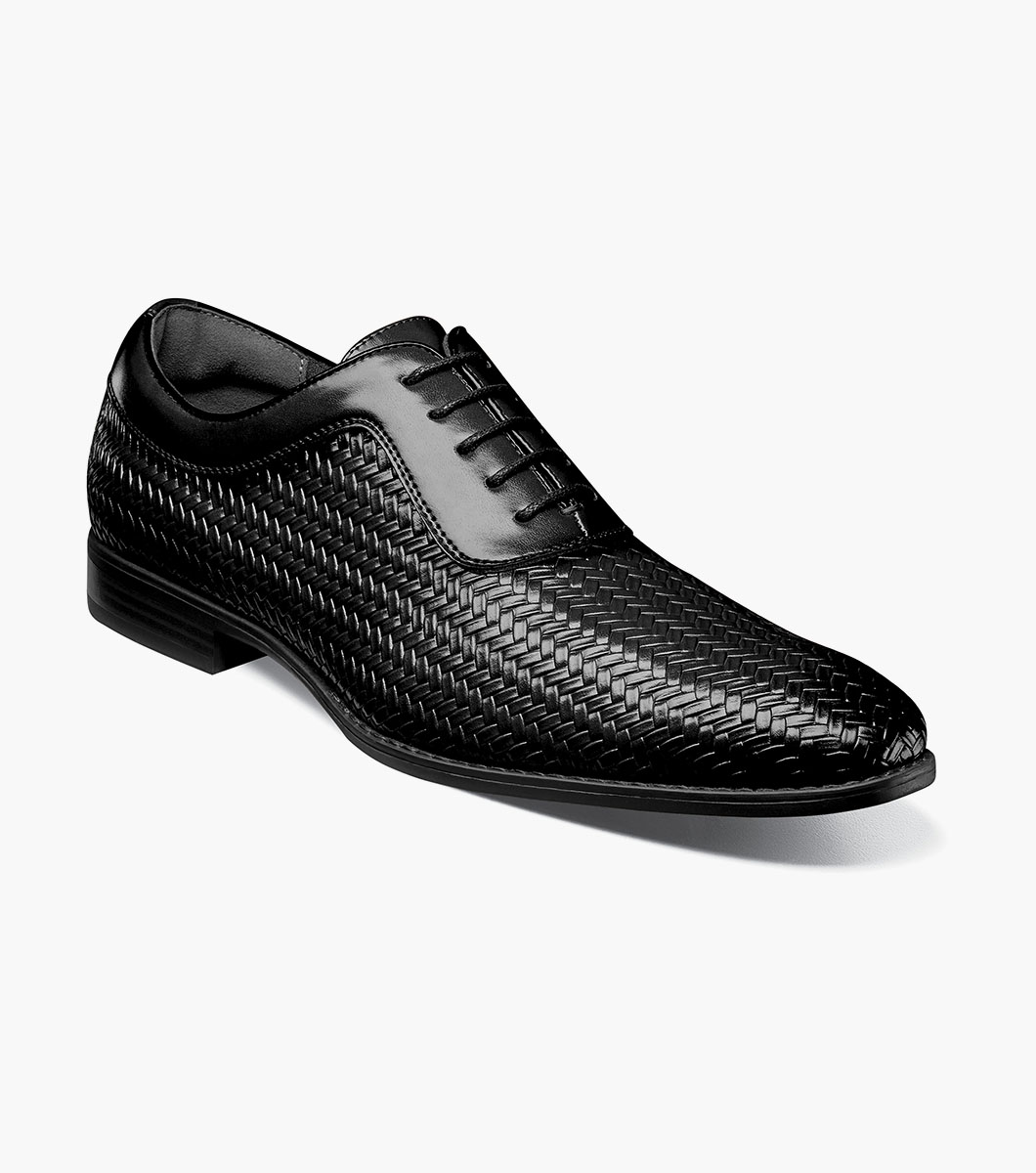Nealon in Black, Front View