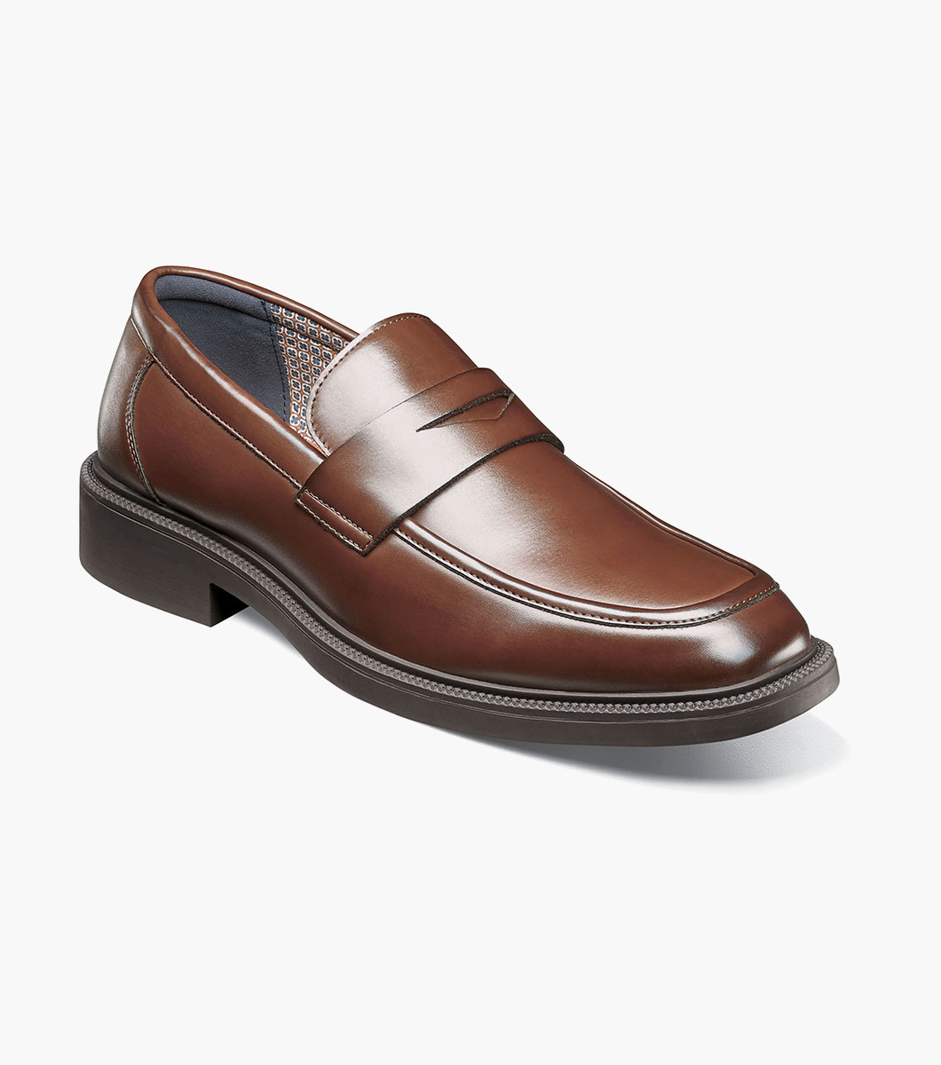 Everett in Brown, Front View