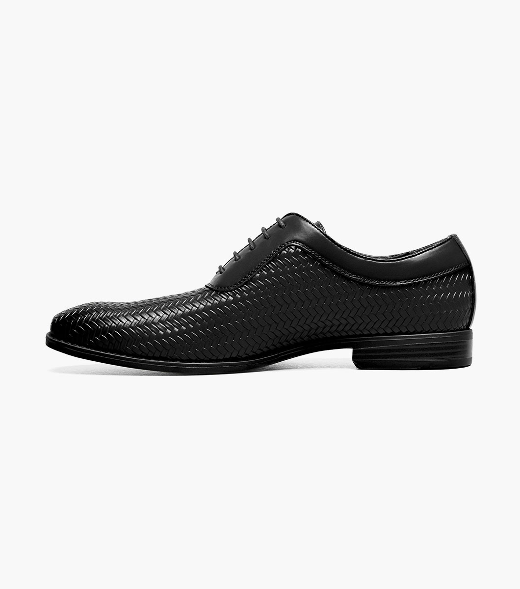 Nealon in Black, View 5