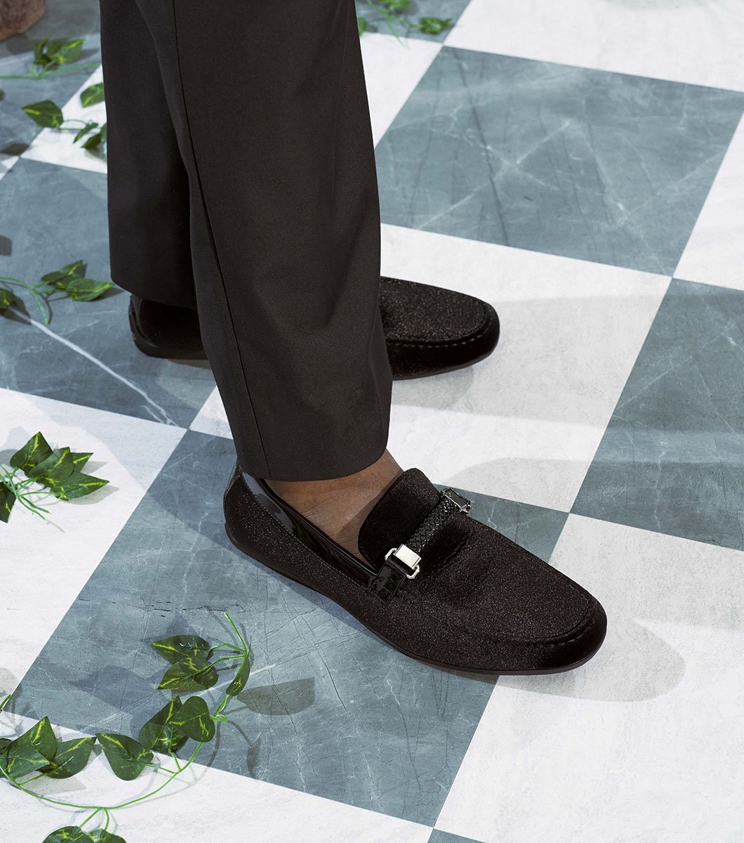 Sheridan in Black Rotate View