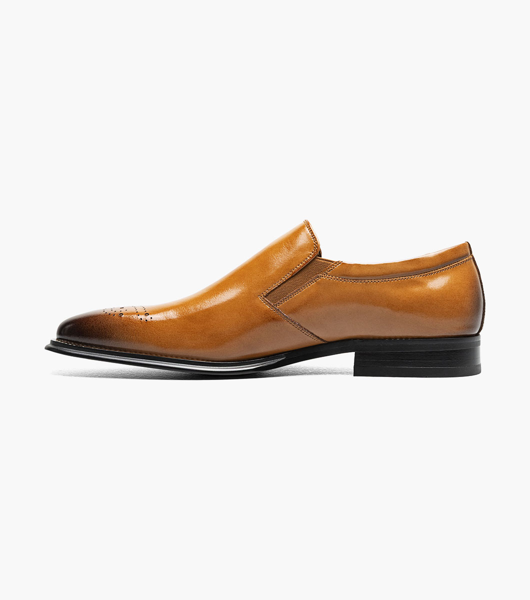 Alistair in Tan, View 5