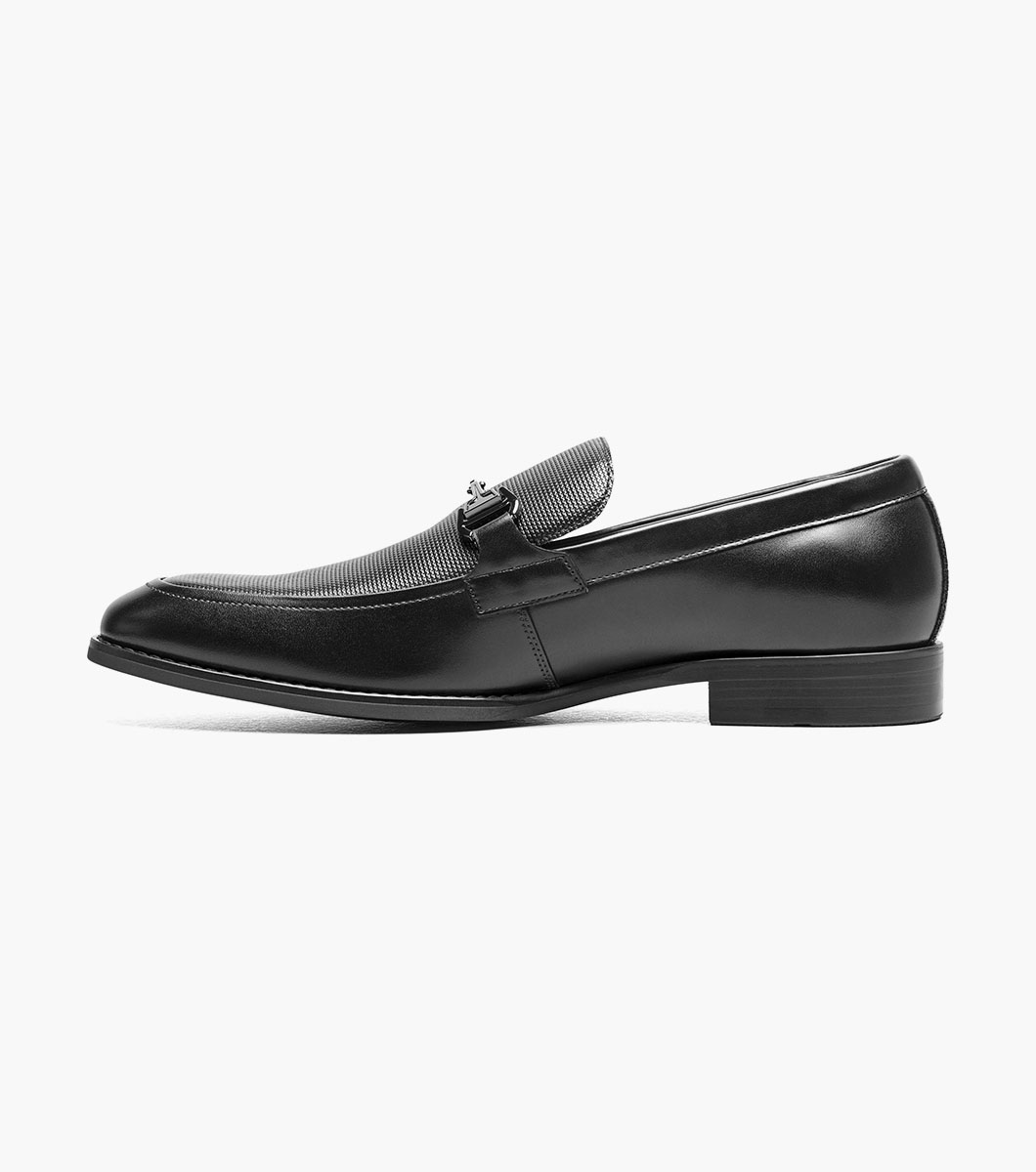 Lawton in Black, View 6