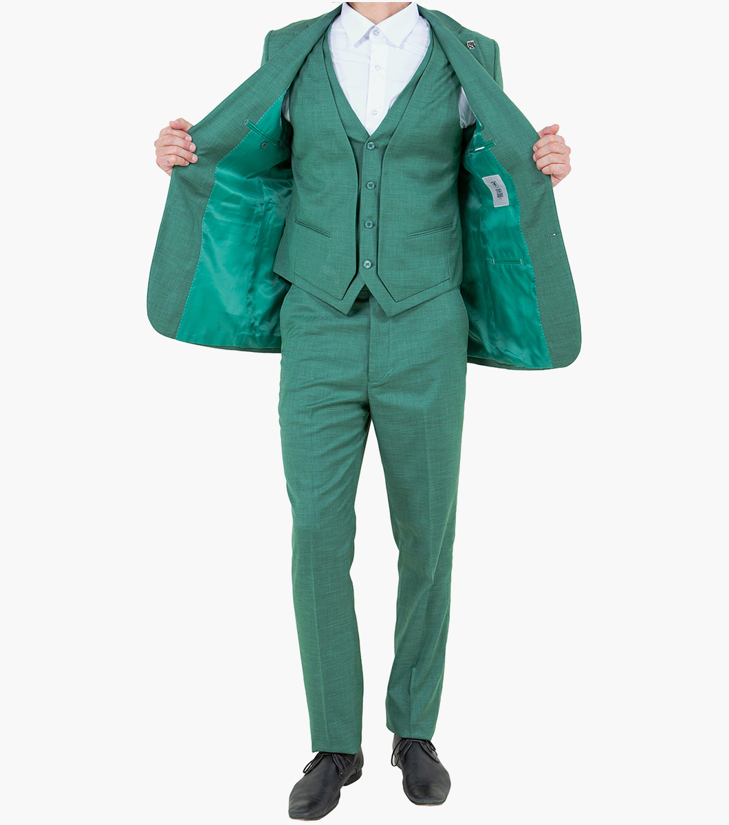 Shane in Green Rotate View