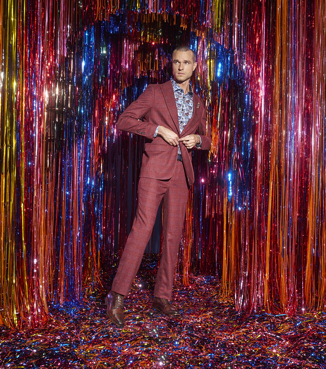 Pantani in Red Rotate View