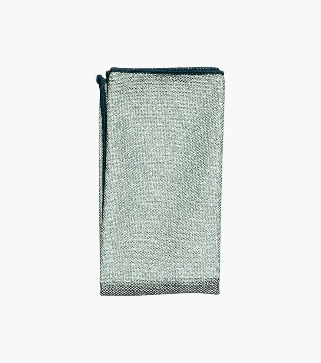 Massimo in Green Rotate View