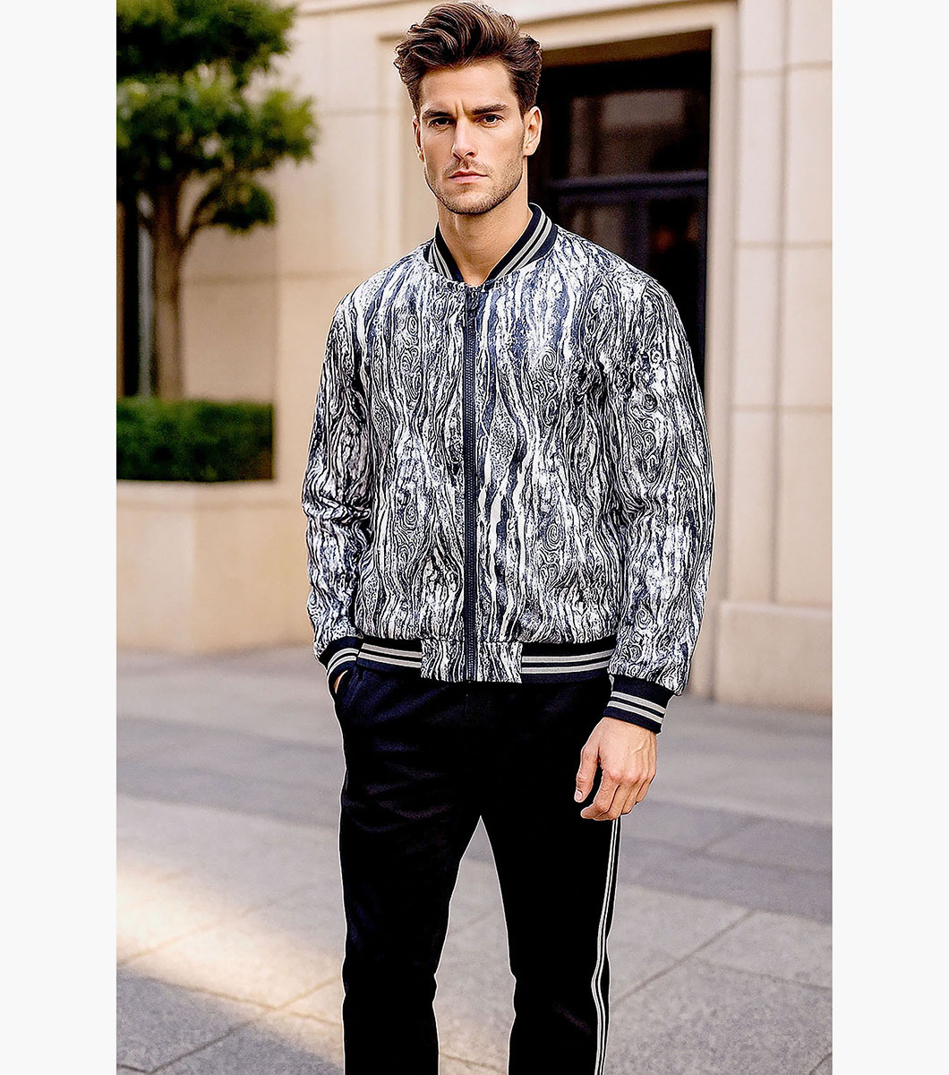 Alistair in Black Rotate View