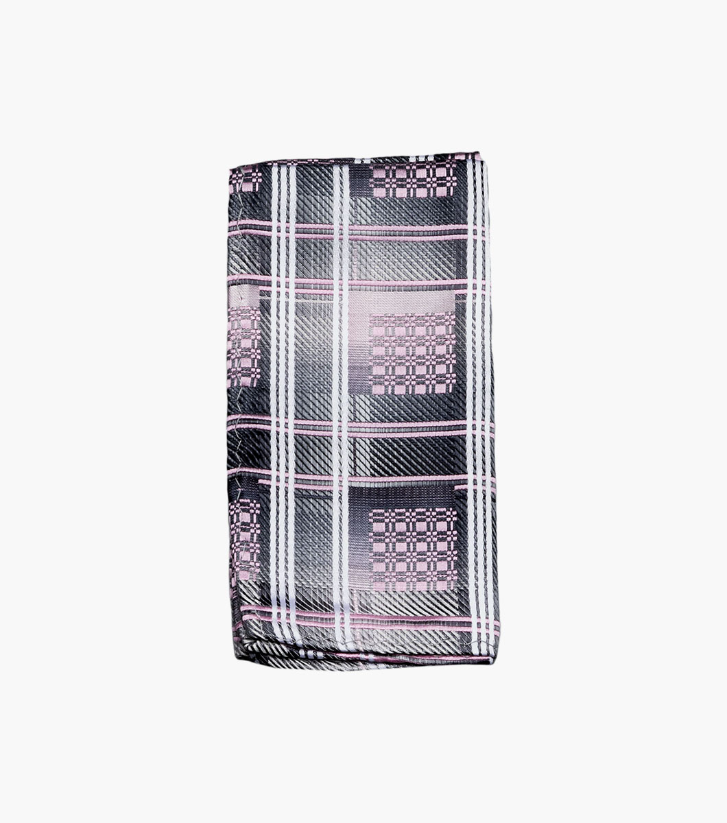 Mauro in Pink Rotate View