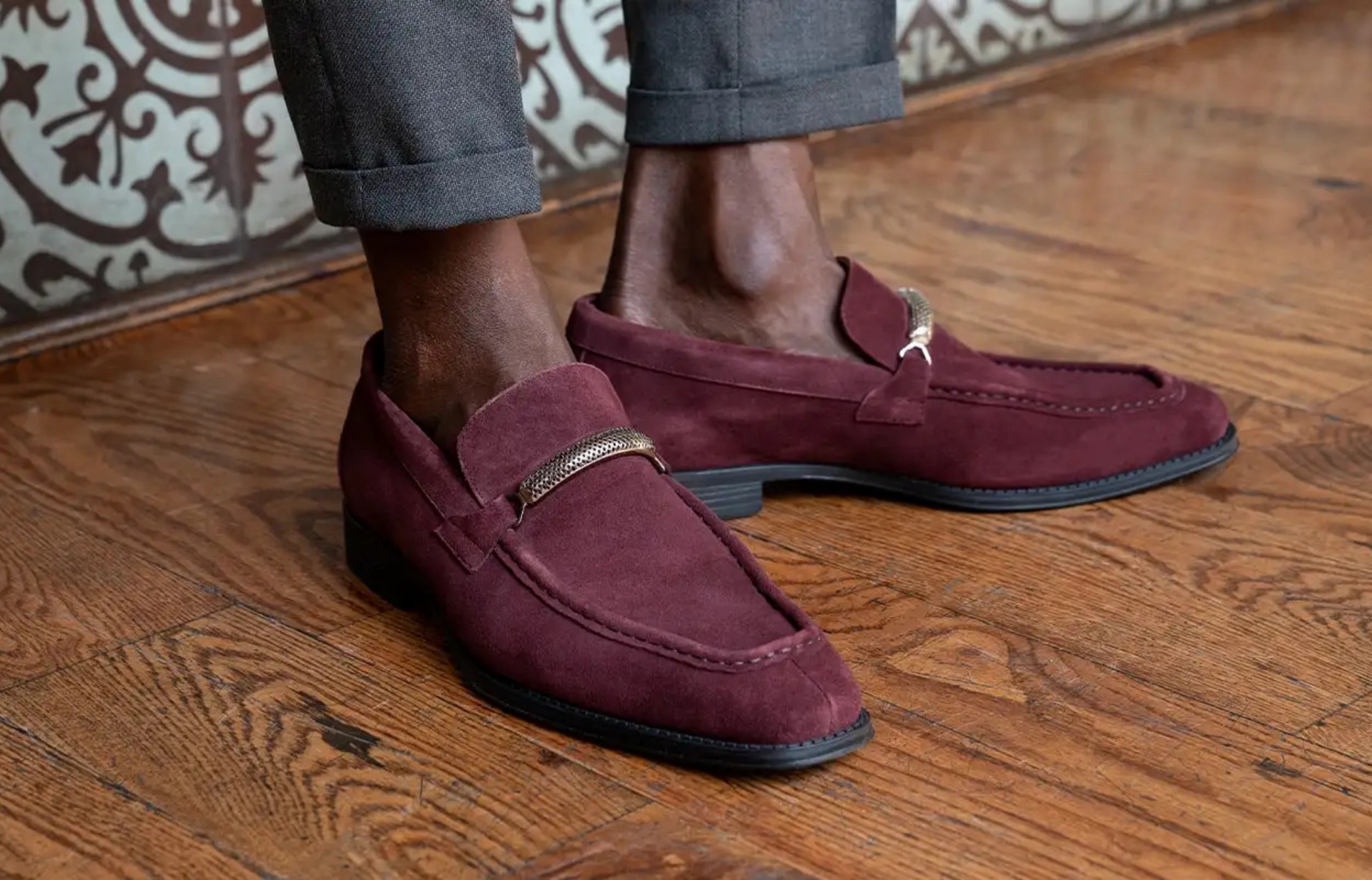 "Keeping Up With Men’s Fashion Trends As The Seasons Change." The featured product are Ox Blood Pasqual Moc Toe Bit Slip On.