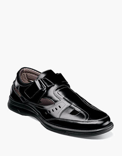 Scully Closed Toe Fisherman Sandal in Black Smooth for $59.90