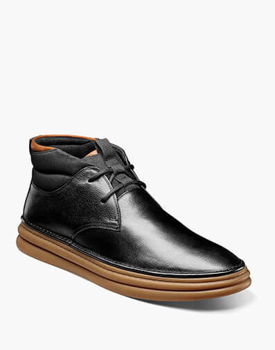 Delson Plain Toe Chukka Boot in Black.                          